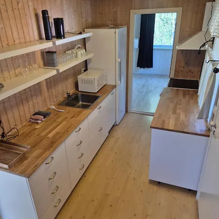 Sjarmerende Hus Med Bade Og Fiskemuligheter Флеккефьорд