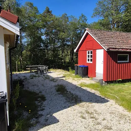 Sjarmerende Hus Med Bade Og Fiskemuligheter Флеккефьорд